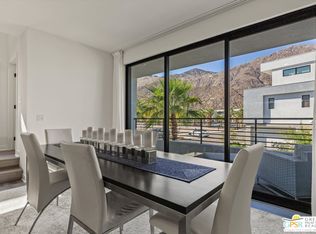 906 Cameron Center Dr, Palm Springs, CA 92264