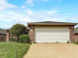 2504 Grand Gulf Rd, Fort Worth, TX 76123