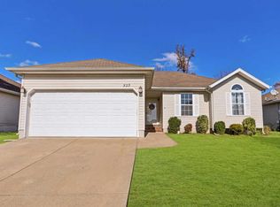 523 W Woodbine Rd, Nixa, MO 65714