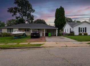 434 W Washington Ave, Hartford, WI 53027
