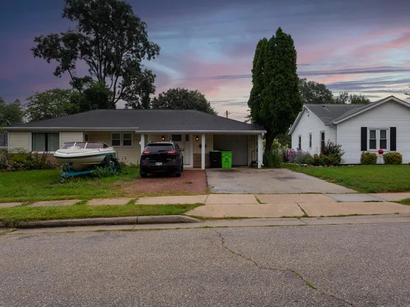 434 West Washington AVENUE, Hartford, WI 53027