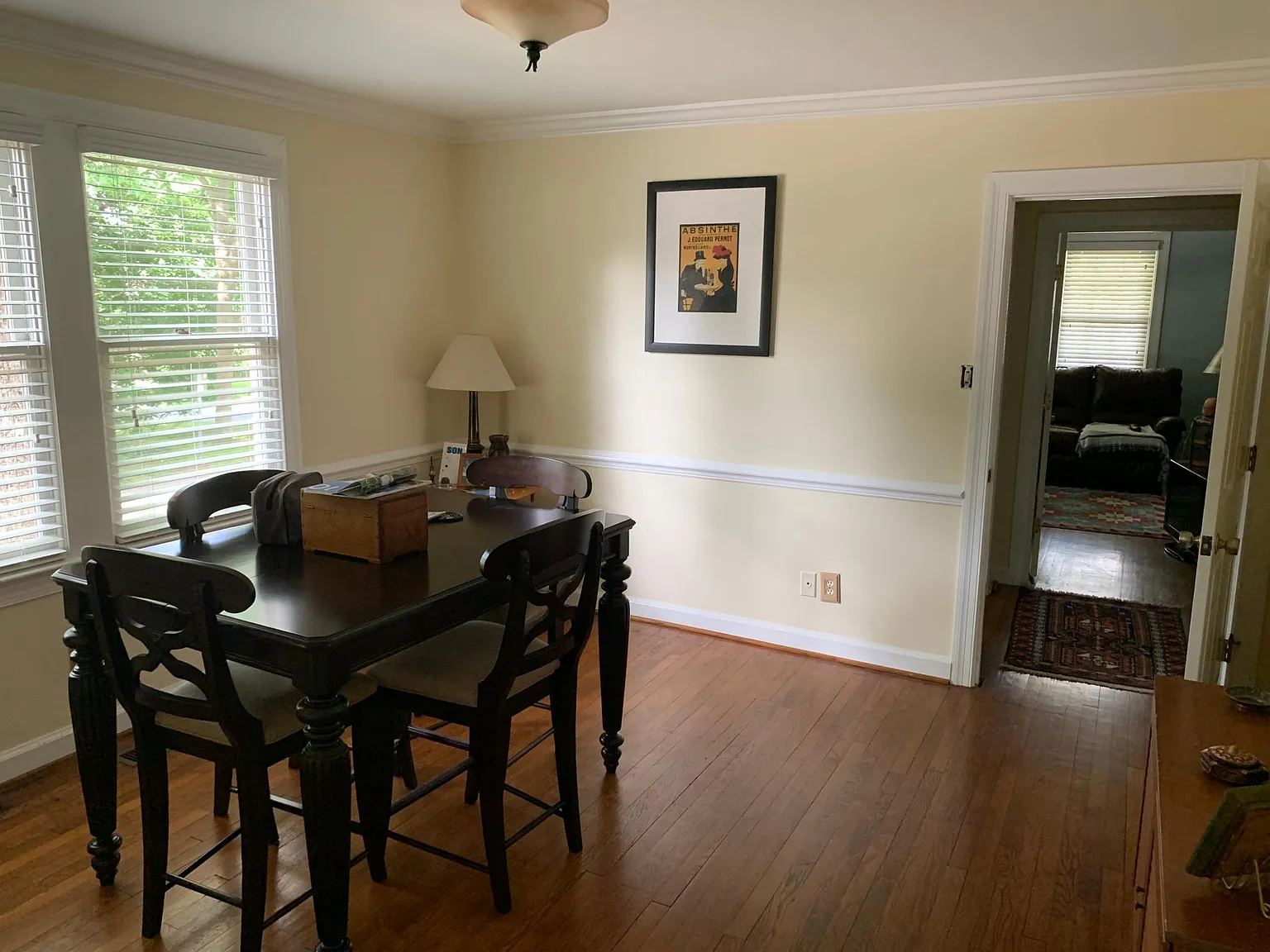 170 W Margaret Ln — Photo 4