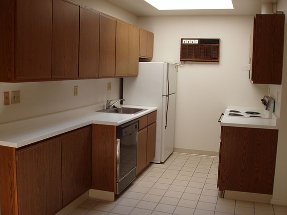 2nd image of 261 Shady Ave APT 13