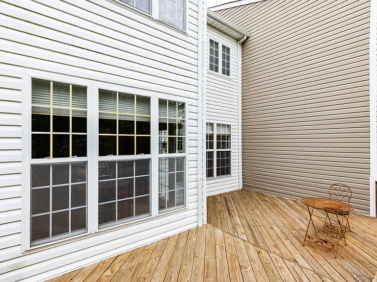 703 W Oakmeade Dr — Photo 26
