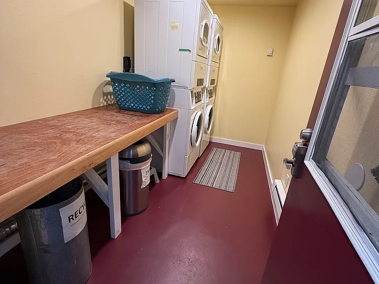 1301 Iowa St #14B — Photo 22