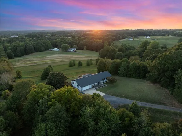 1010 Wall Cir, Chesnee, SC 29323