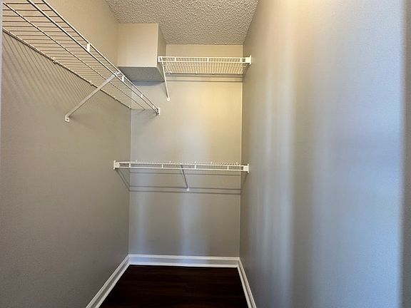 3rd image of 5008 Lawndale Dr Unit J