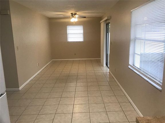4th image of 1208 Londonwood St