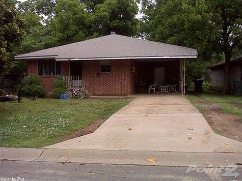 2nd image of 320 Willow St