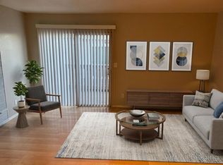 16971 Hoskins Ln APT 5, Huntington Beach, CA 92649
