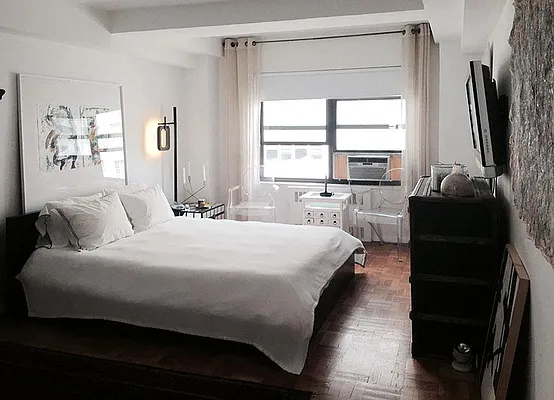 Rented by Warburg | media 11