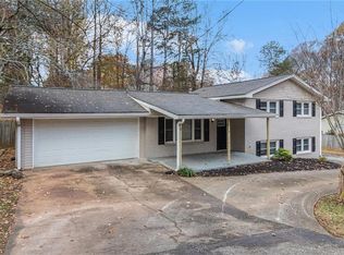 3986 Holland Dr, Douglasville, GA 30135
