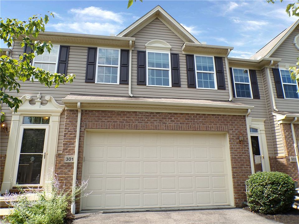 1st image of 301 Maple Ridge Dr
