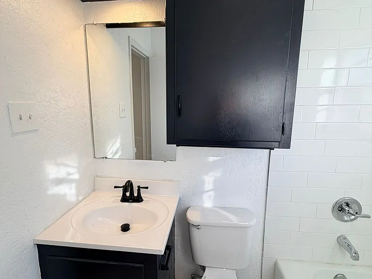1323 SE Clover Ln — Photo 18
