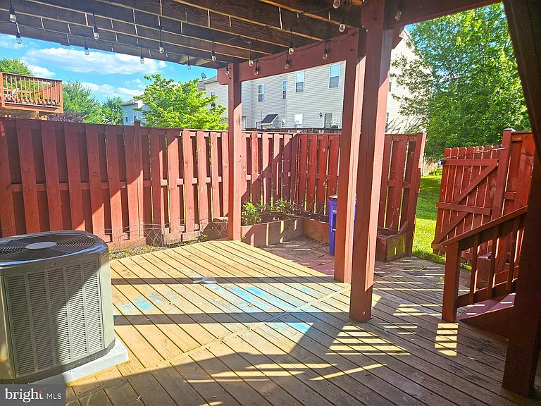 3315 Hollow Ct — Photo 4