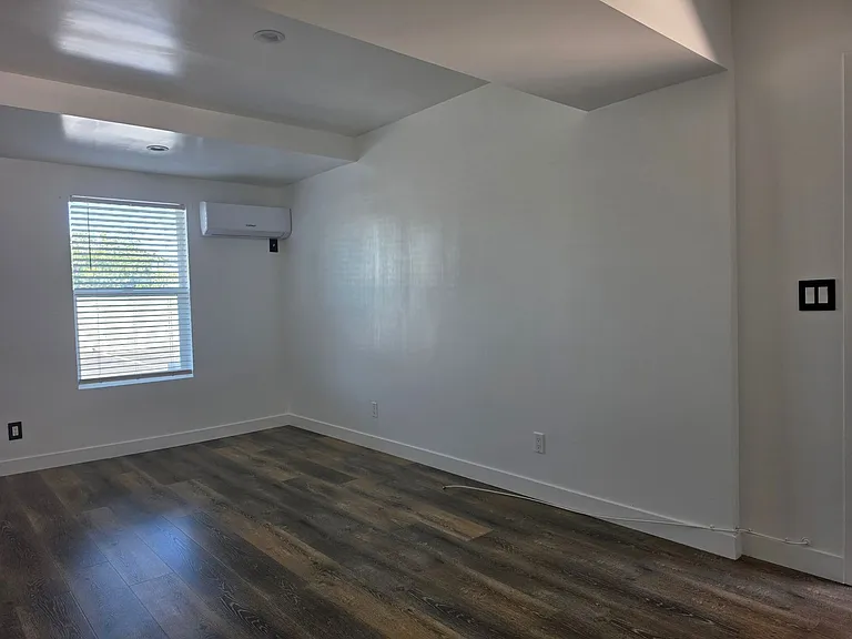 4707 Rosemead Blvd — Photo 3