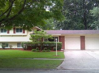 2846 Pinto Dr, Commerce Township, MI 48382