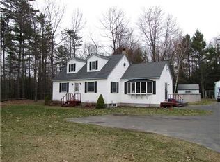 91 Turkey Ln, Buxton, ME 04093