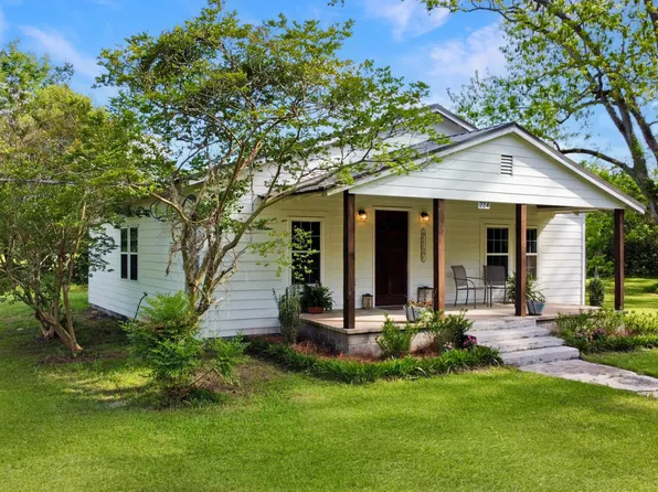 224 Reeves St, Reevesville, SC 29471