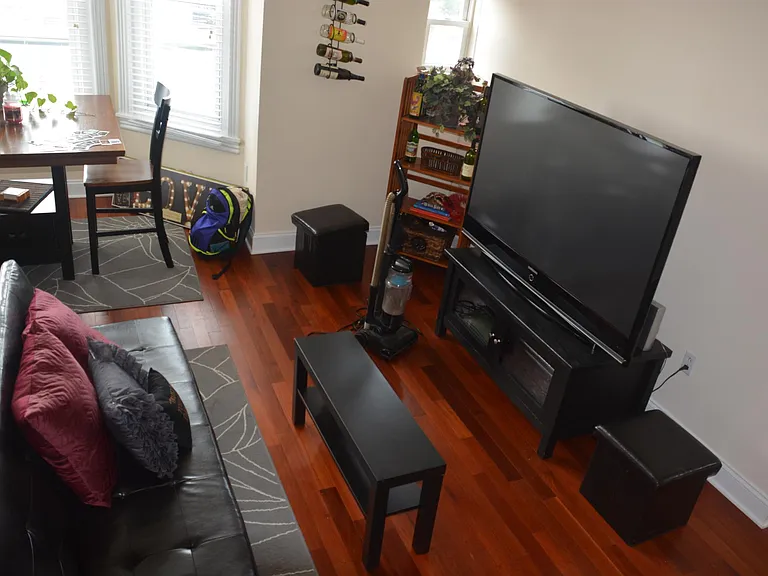 424 Seville St #2 — Photo 12