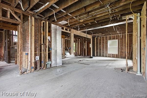 676 Atkinson St, photo 5