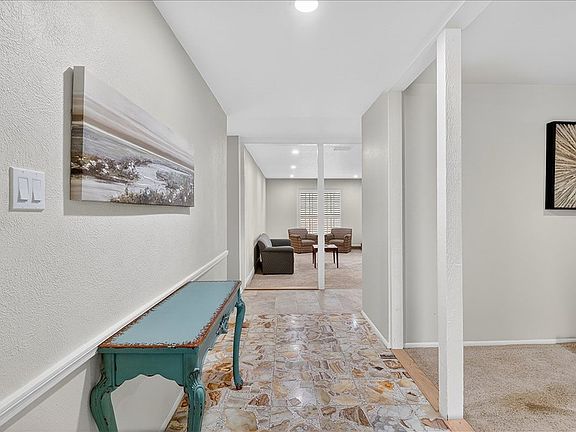 4th image of 5422 Whitemarsh Dr