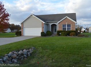 4326 Drake Dr, Swartz Creek, MI 48473