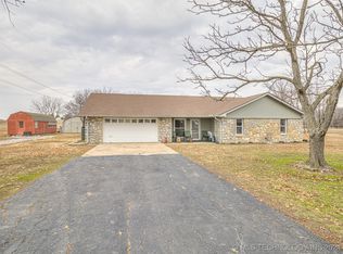 6101 E 378th Rd, Oologah, OK 74053