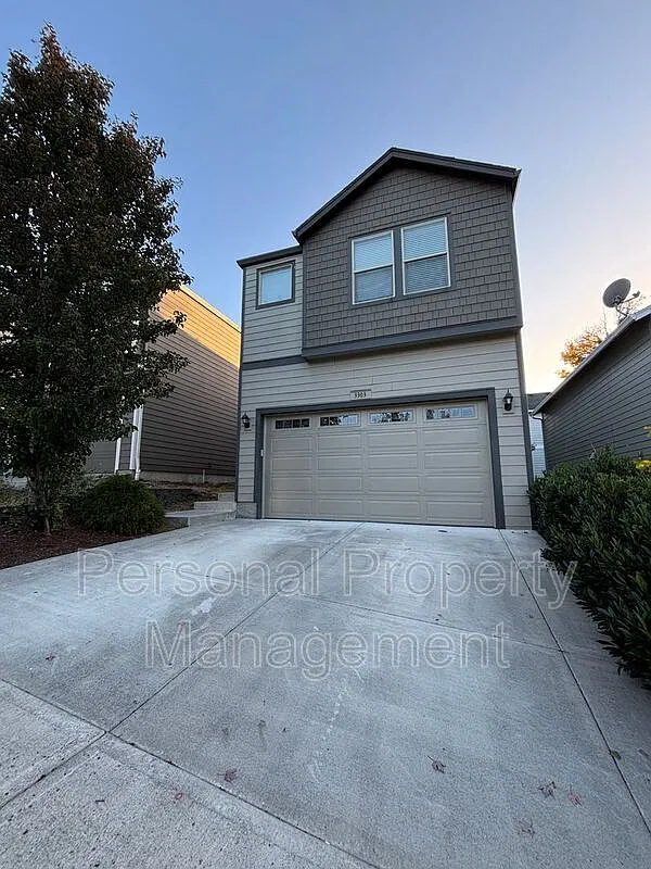 3 bed, 2.5 bath, 1624 sqft, $2,495 — Photo 1