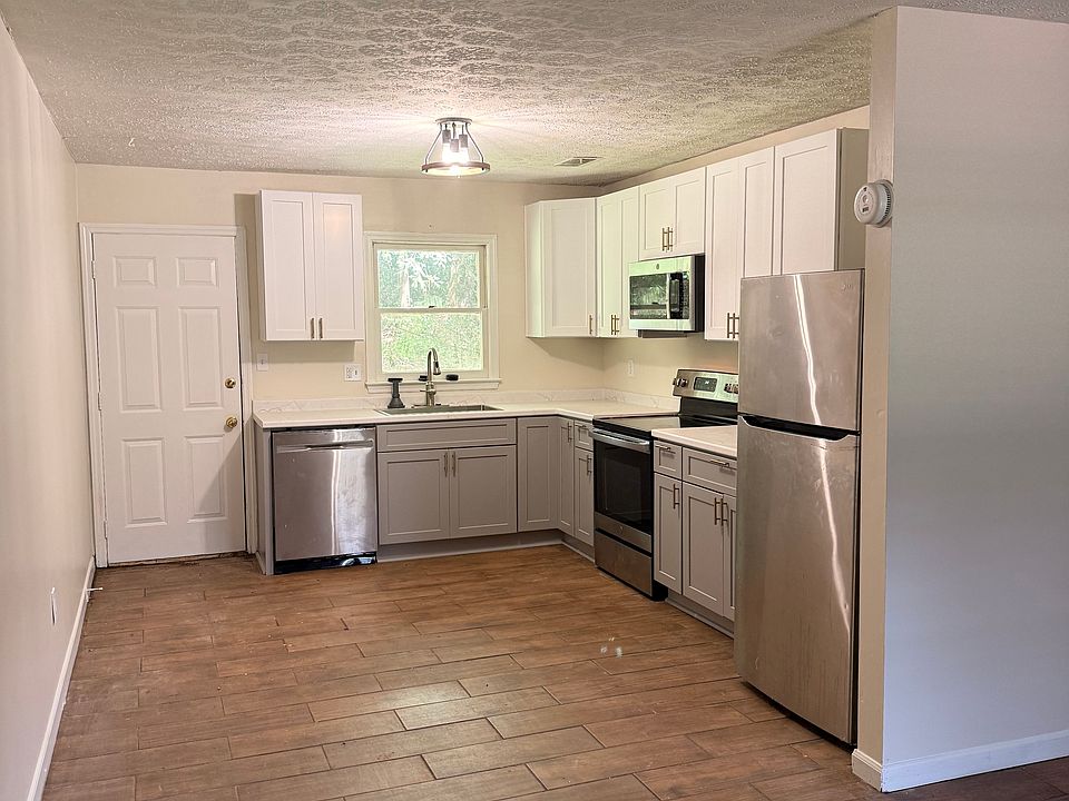 1st image of 426 Freeman Dr