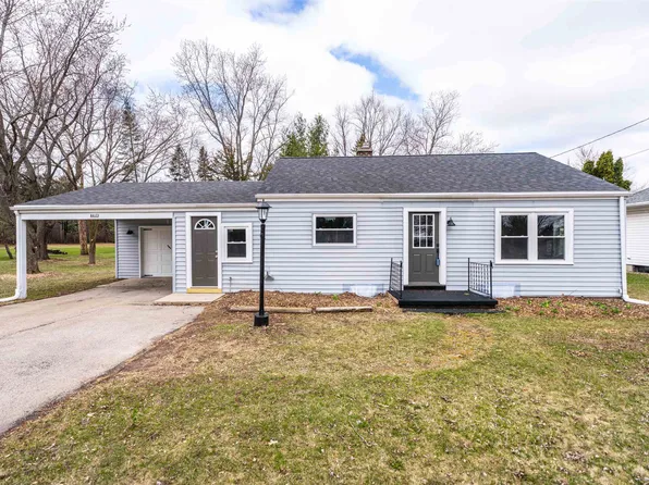 8417 Steeple Hill Dr, Larsen, WI 54947
