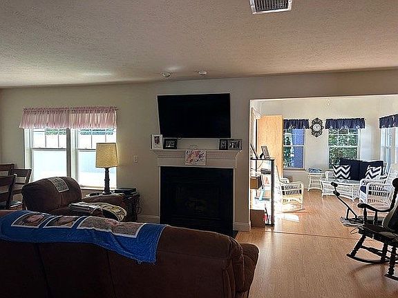 4th image of 22 Macintosh Ln