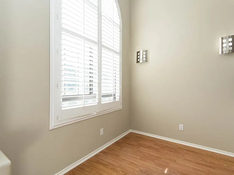 12810 Caswell Ave #206 — Photo 8
