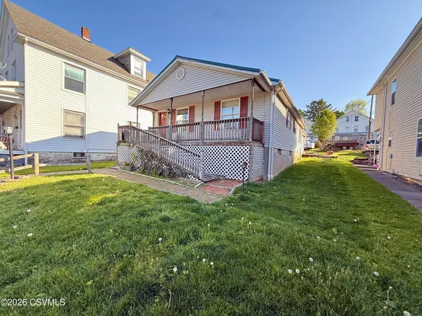 684 Queen St, Northumberland, PA 17857