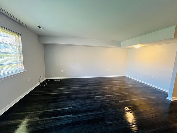 4th image of 404 N Armistead St