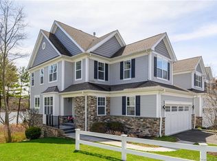 560 River Rd APT 12, Seymour, CT 06483