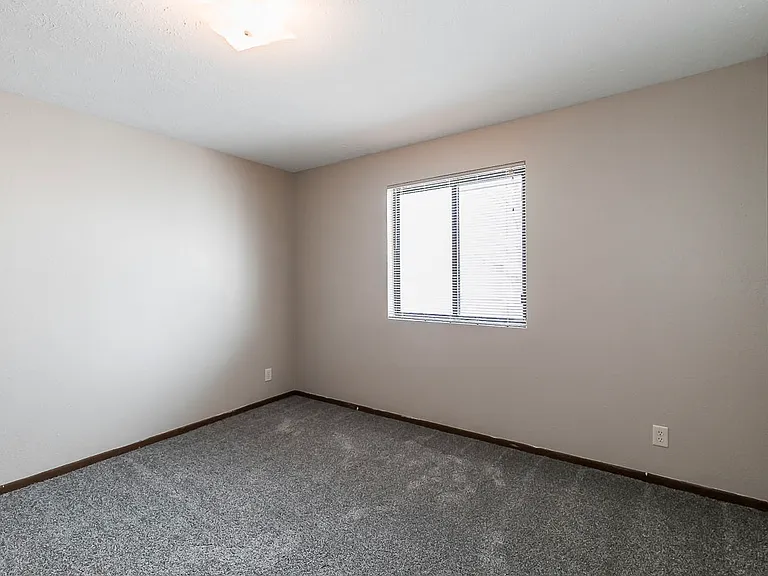 4225 N 60th St #5 — Photo 13
