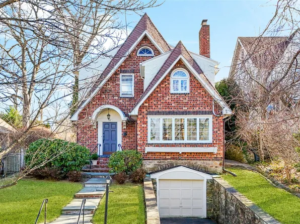 21 Concord Avenue, Larchmont, NY 10538