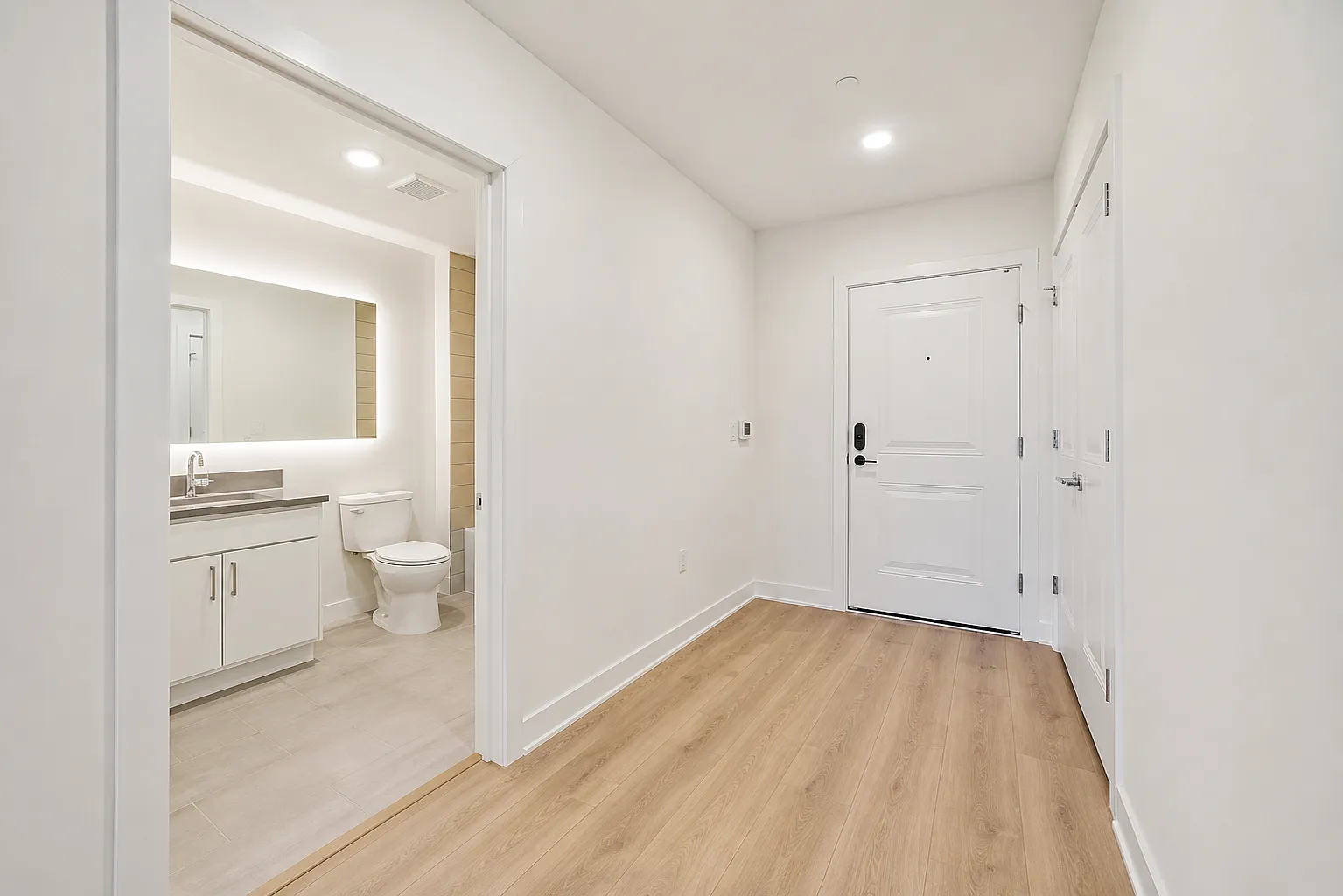 1 bed, $1,795 — Photo 2