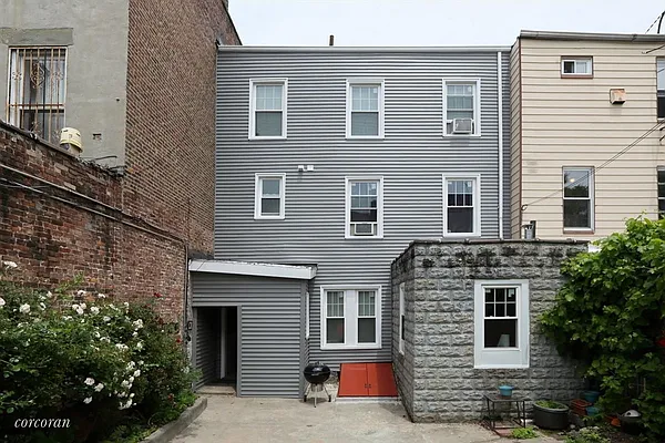 Rented by Corcoran | media 15