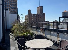 240 W 98th St