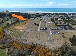 839 Seacrest Dr, Bandon, OR 97411