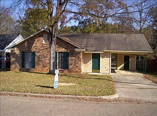 1st image of 1676 Ravenwood Ln