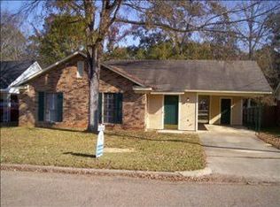 1676 Ravenwood Ln, Pearl, MS 39208