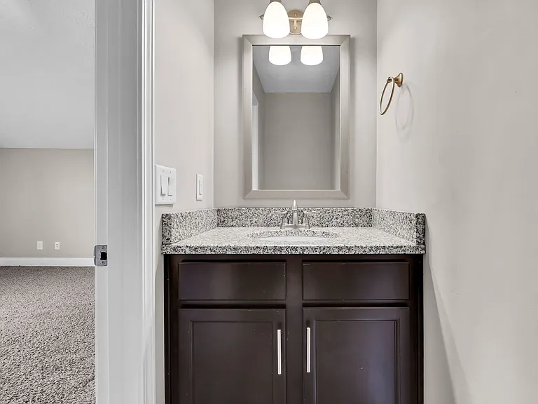987 Promenade Dr — Photo 28