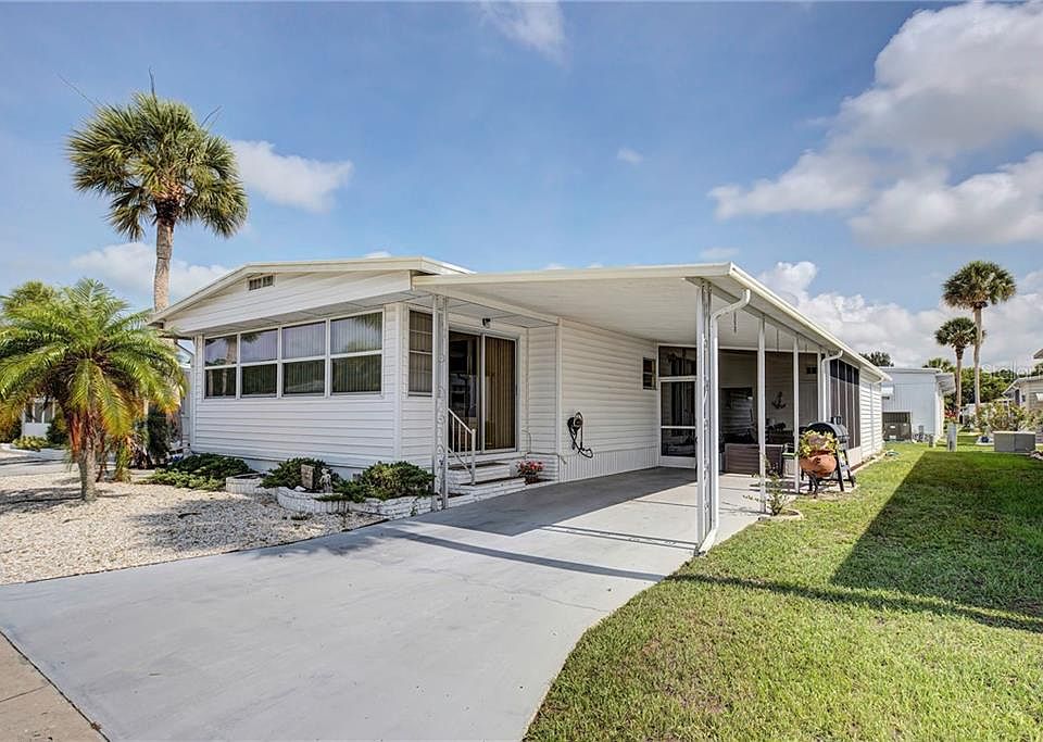 1st image of 671 Water Lily Dr