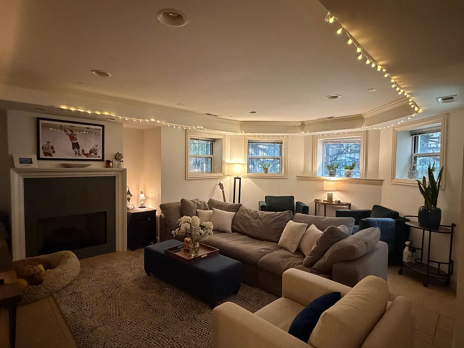 3 bed, 1315 sqft, $3,395 — Photo 1
