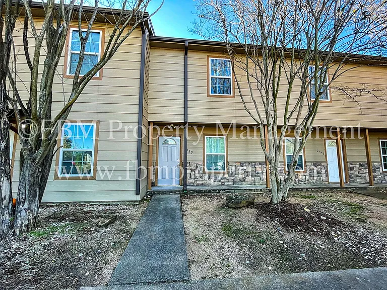 2539 W Sycamore Ave — Photo 20