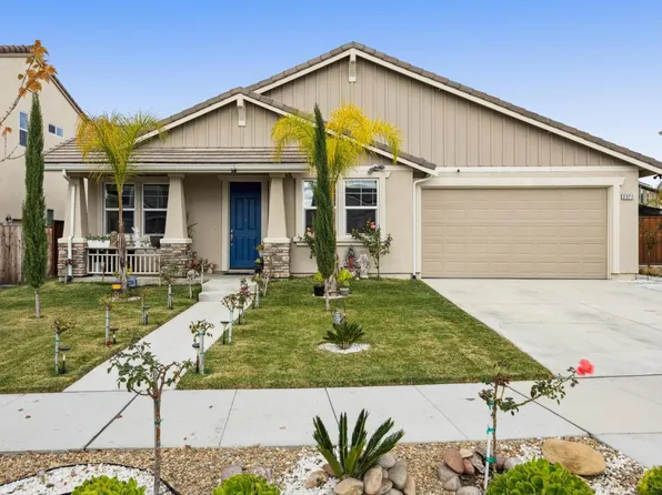 2070 Camden St, Hollister, CA 95023