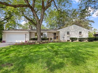 624 Willow Ln, Geneva, IL 60134